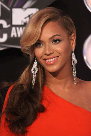 Beyonce Frisuren